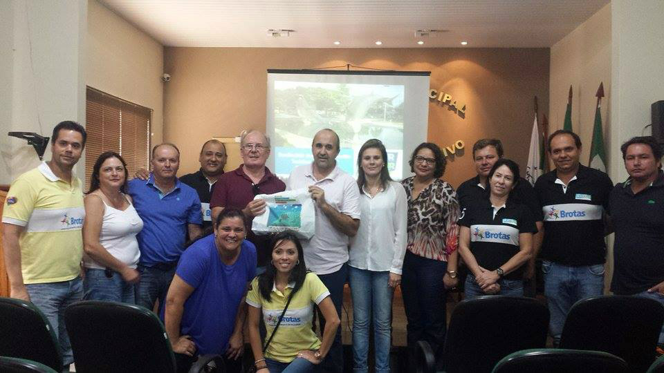 Prefeito de Brotas visitou o município de Bonito para conhecer o sistema de voucher utilizado pela gestão