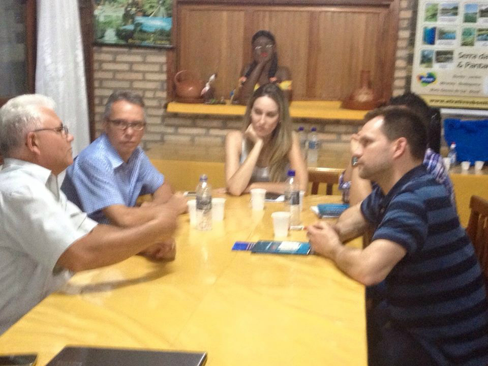 Secretaria recebe operadoras de turismo em Bonito
