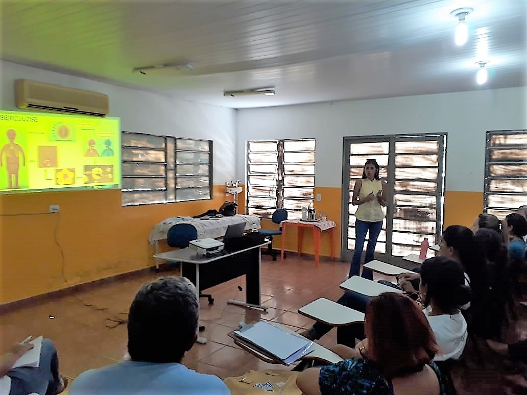 Capacitação reuniu agentes comunitários de saúde, enfermeiros, técnicos em enfermagem e fisioterapeutas. Foto: Divulgação