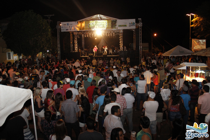 Segunda noite do 12º Festival da Guavira de Bonito