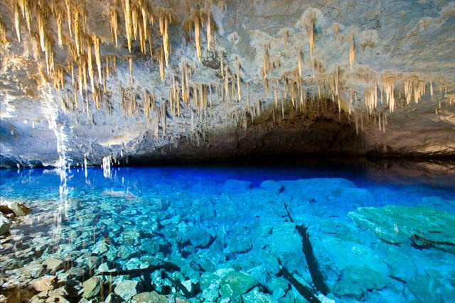 Gruta do Lago Azul de Bonito/MS Foto: Daniel De Granville