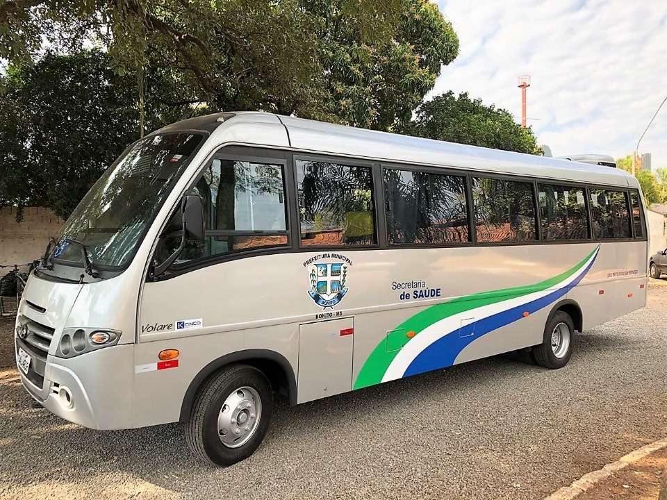 Micro-ônibus adquirido em 2018 para o transporte de pacientes para tratamento em Campo Grande. Foto: Jabuty