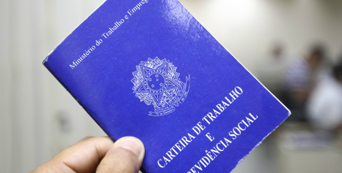 Informação referente a emissão da carteira de trabalho