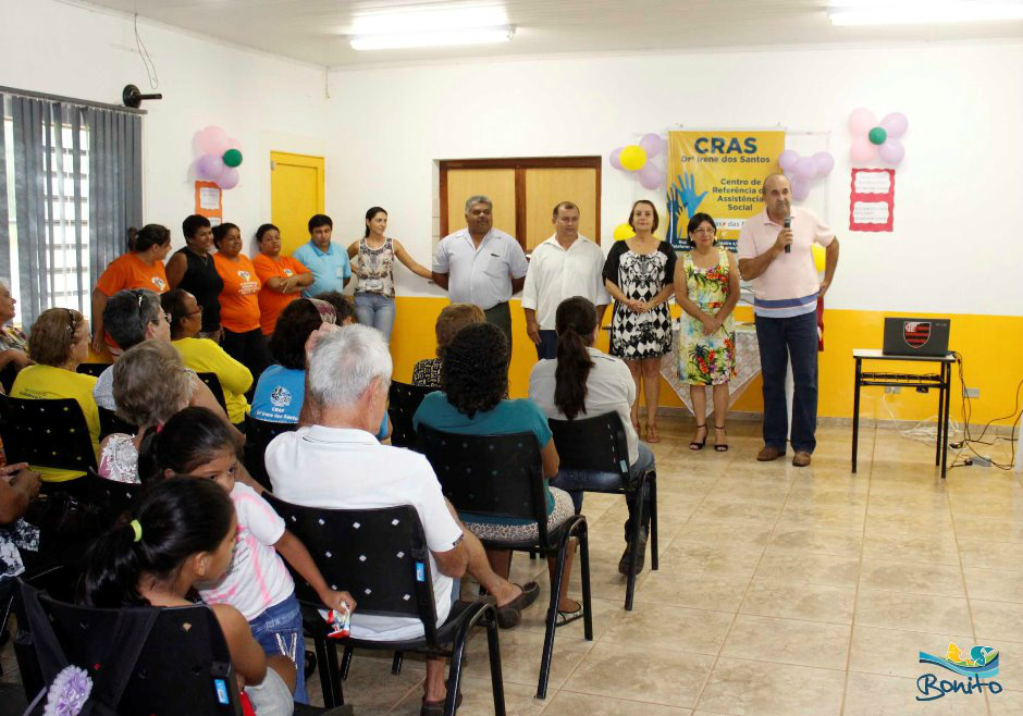 Reunião no CRAS tem palestra sobre cuidados com a dengue
