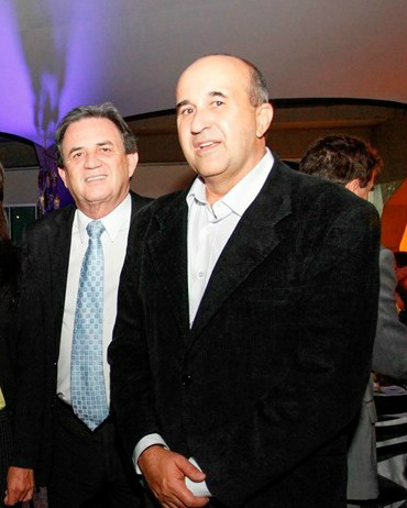 Prefeito Leleco e Senador  Waldemir Moka reunidos