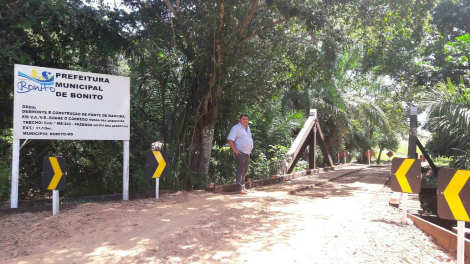 Prefeitura de Bonito vistoria conserto de pontes da MS-345 e arruma estradas vicinais