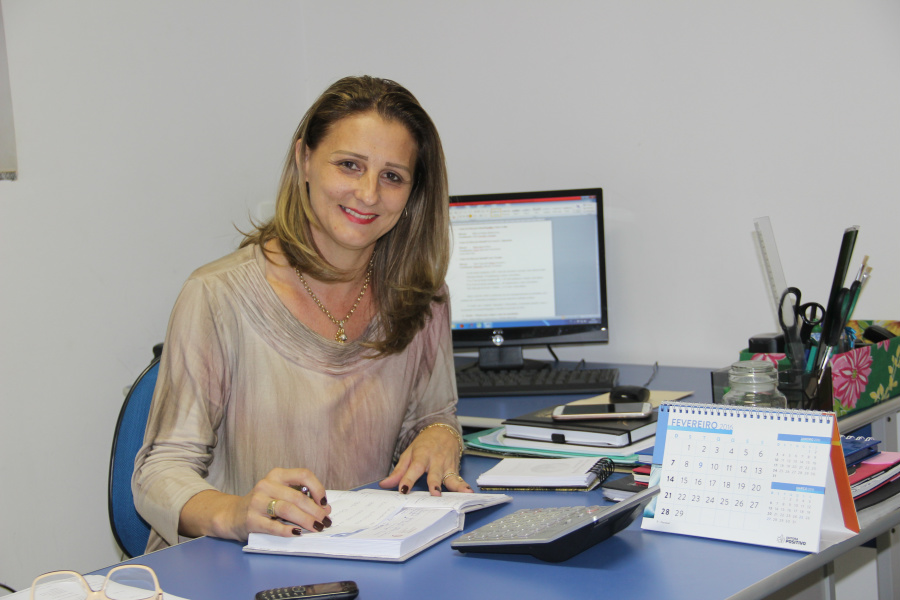 Secretária de Educação: Roseli Fátima Gambim 