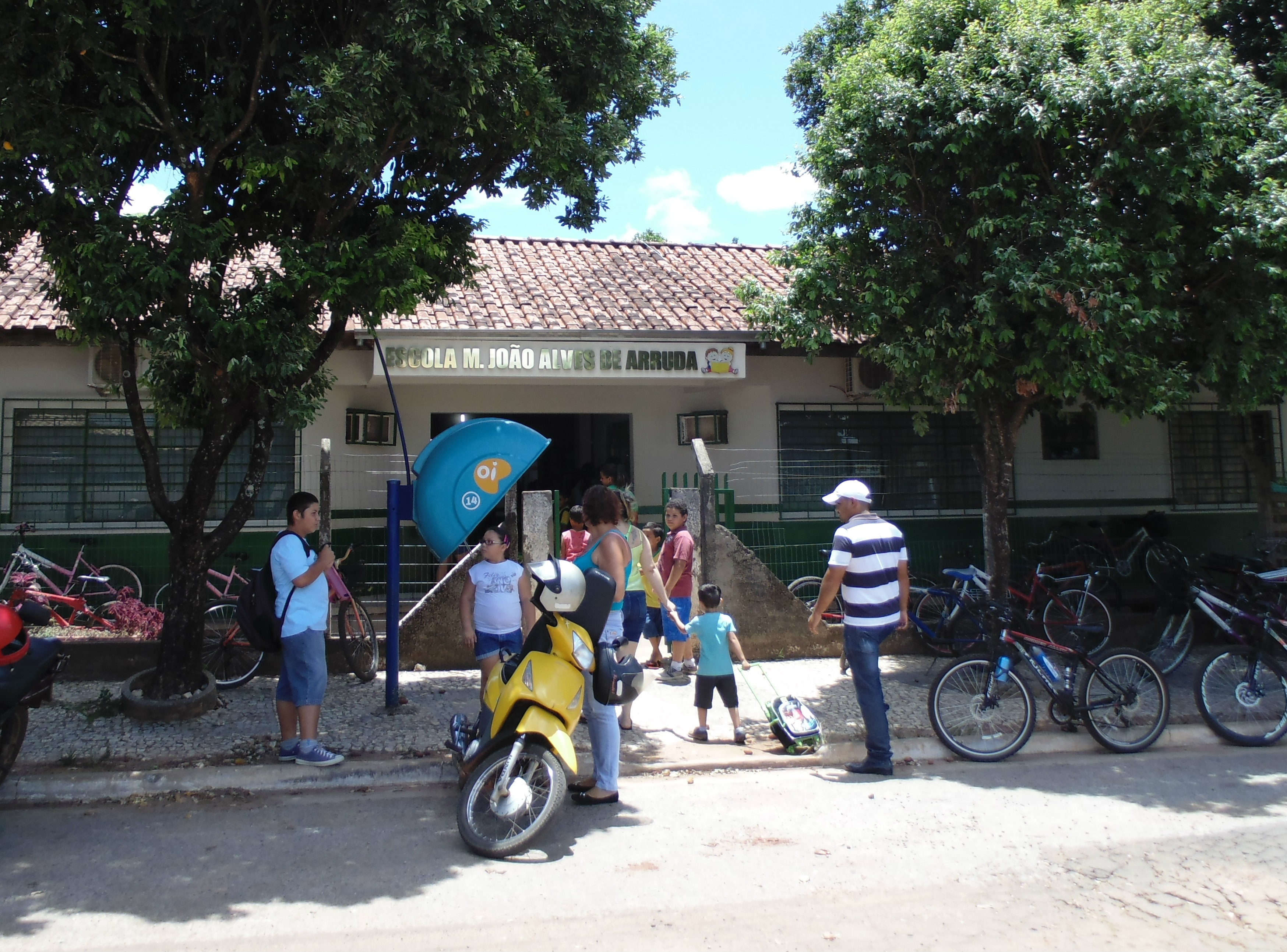 Aulas nas escolas municipais foram iniciadas hoje