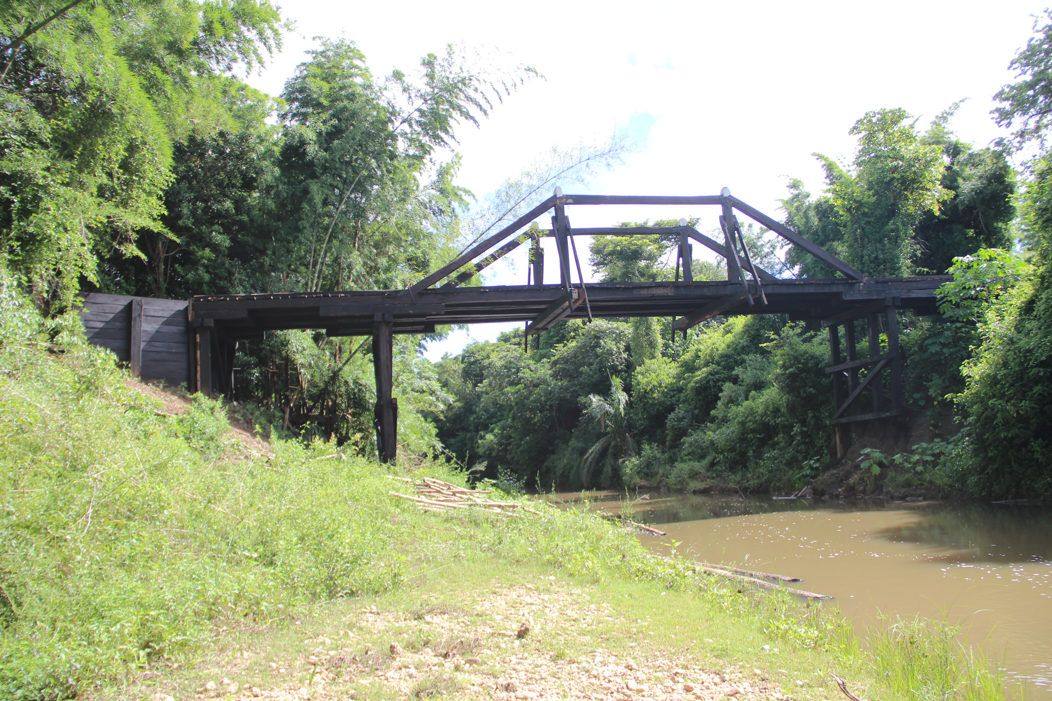 Reforma da ponte sobre o Rio do Peixe já está concluída