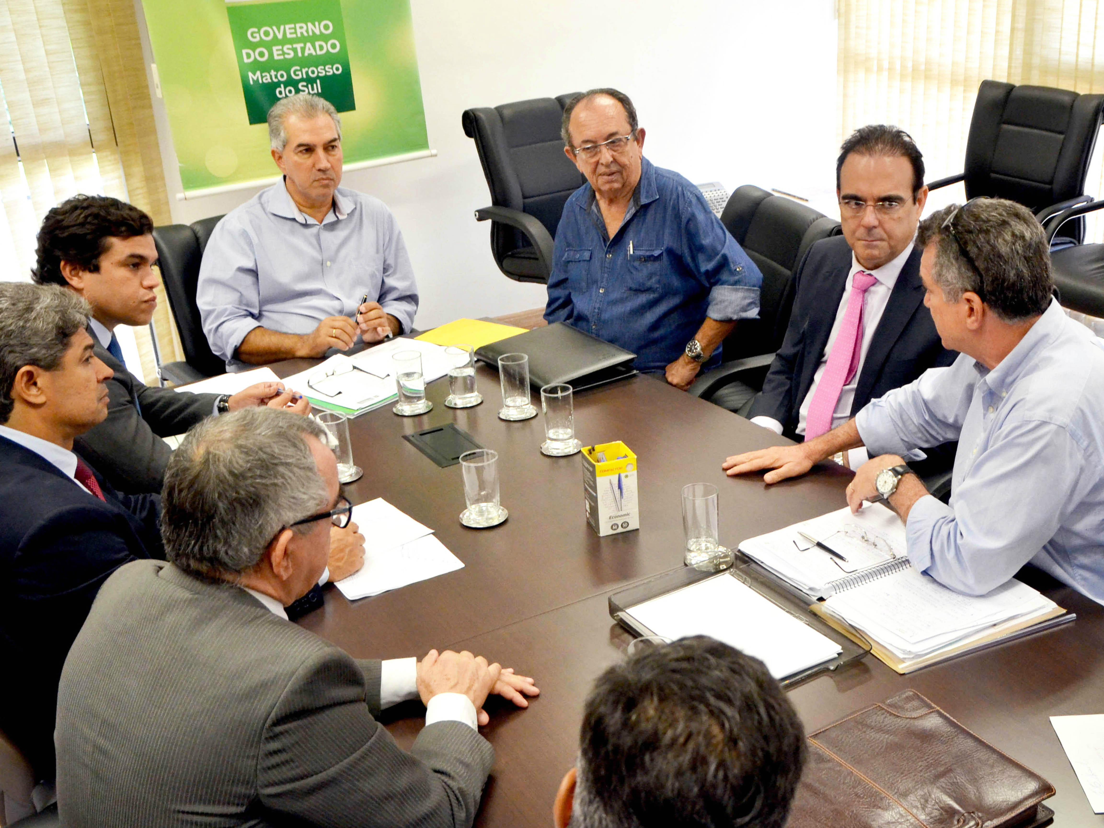 Prefeito se reúne com o governador e deputados estaduais