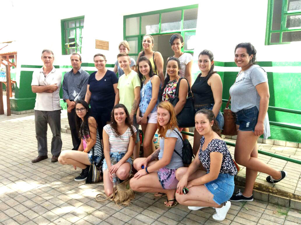 Bonito recebe alunos de Serviço Social da UNIOESTE