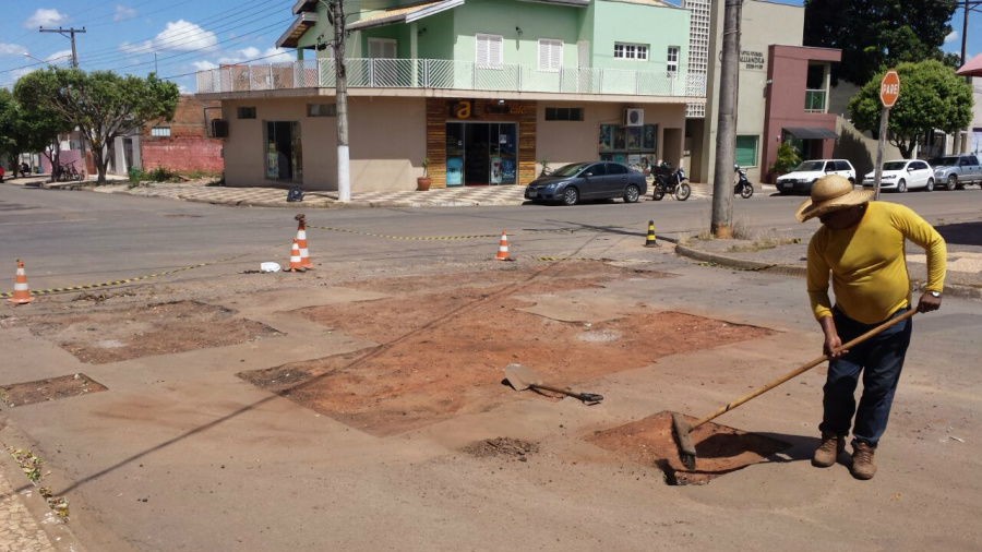 Prefeitura continua primeira fase da Operação Tapa-Buracos