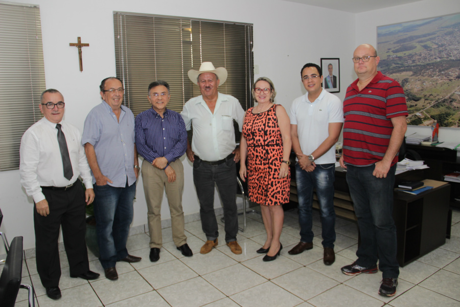 Juiz federal Odilon de Oliveira visita o prefeito Odilson Soares