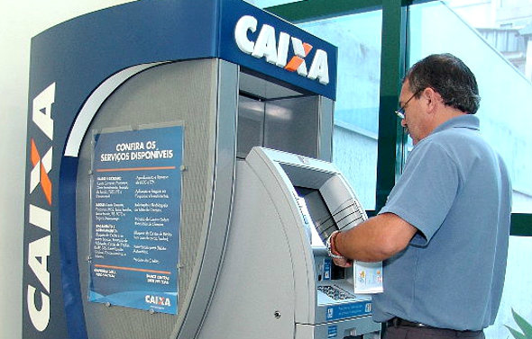 Prefeitura deposita salário de março na agência local da Caixa