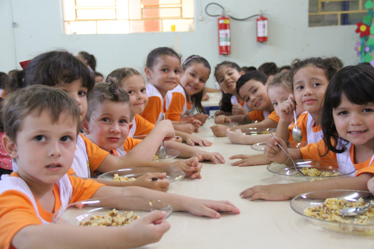 Membros do Conselho de Alimentação Escolar são nomeados