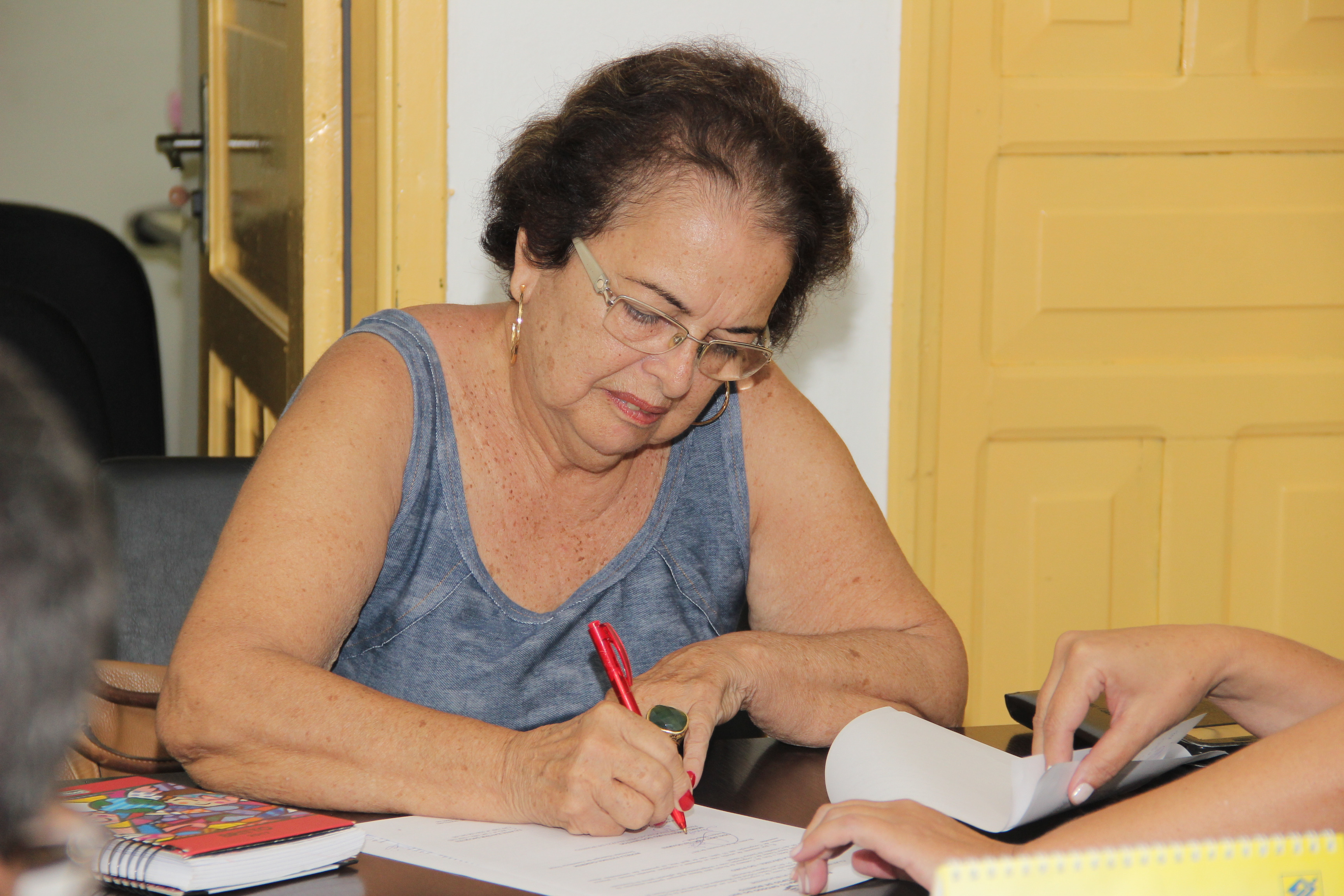 Foto: Marly Monteiro dos Santos, presidente da Associação Pestalozzi de Bonito.