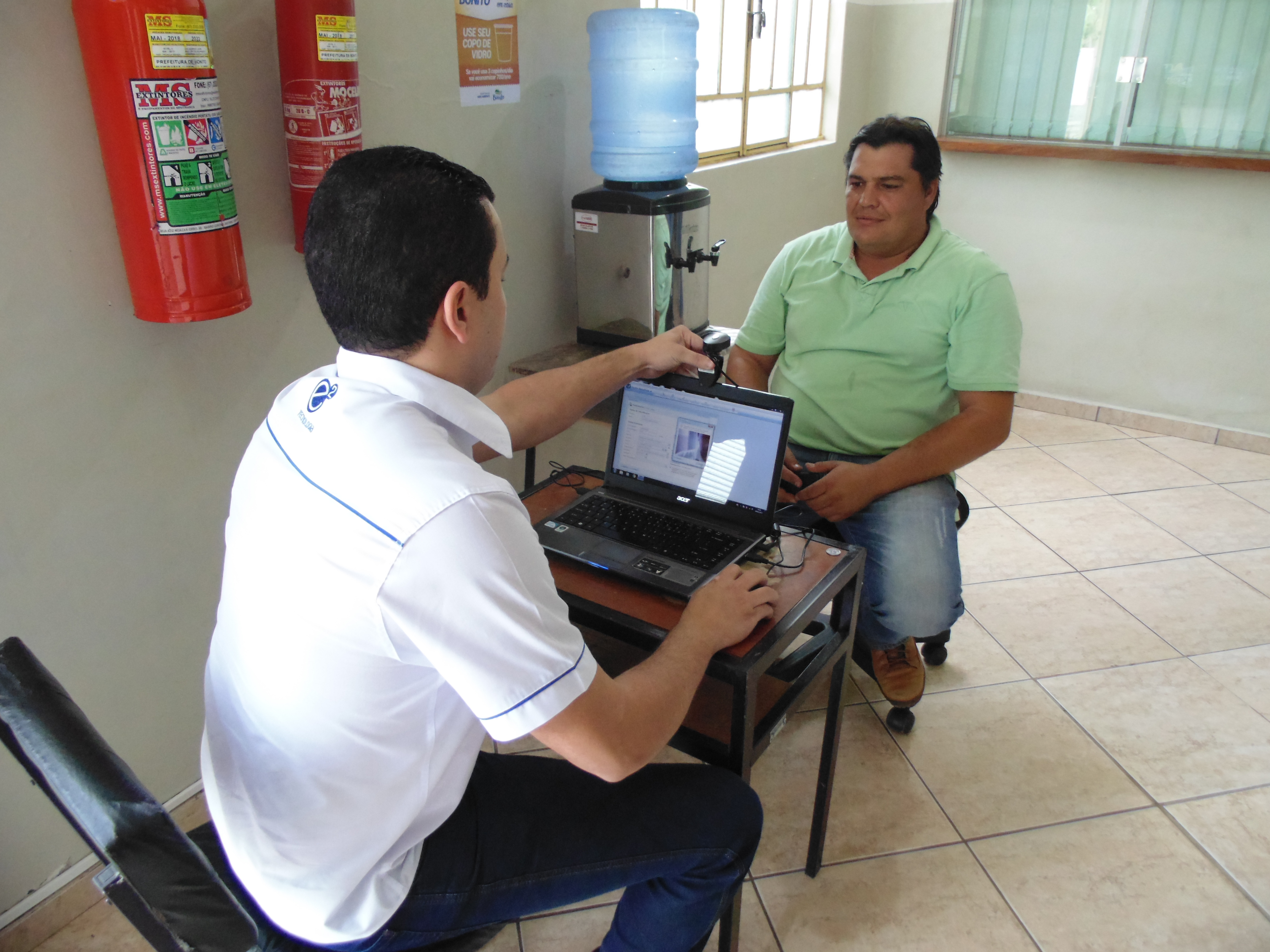 Prefeitura institui obrigatoriedade do ponto eletrônico