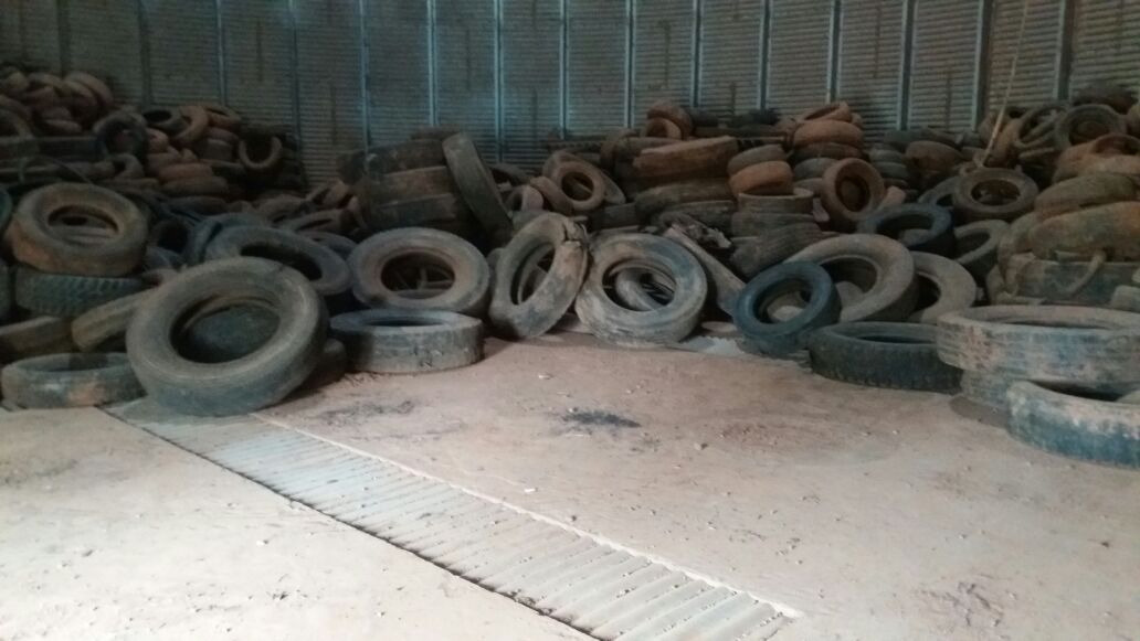 Prefeitura faz recolhimento de pneus usados em borracharias