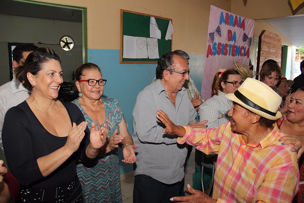 Secretaria de Assistência Social realiza o Arraiá do Conviver