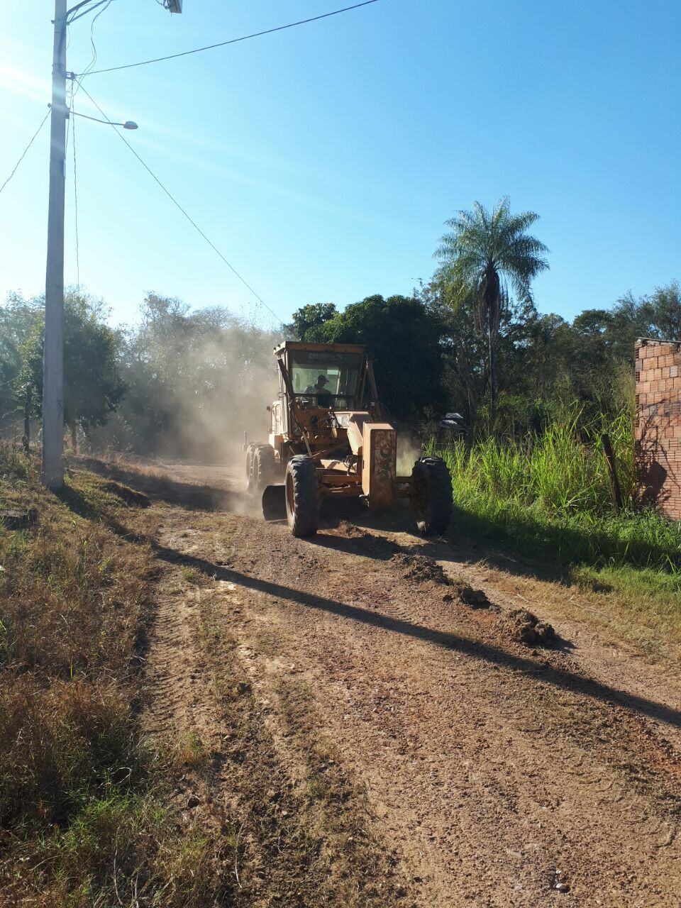 Obras realiza patrolamento no Distrito Aguas do Miranda.