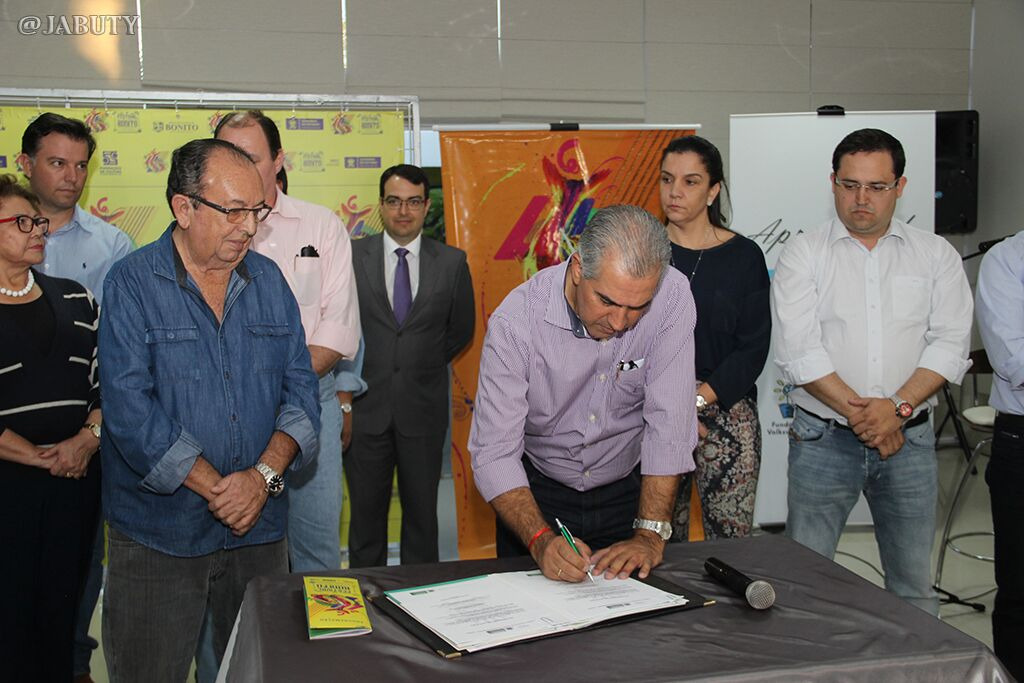 Governador autoriza obras e abre o 18º Festival de Inverno