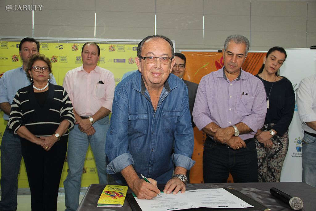 Governador autoriza obras e abre o 18º Festival de Inverno