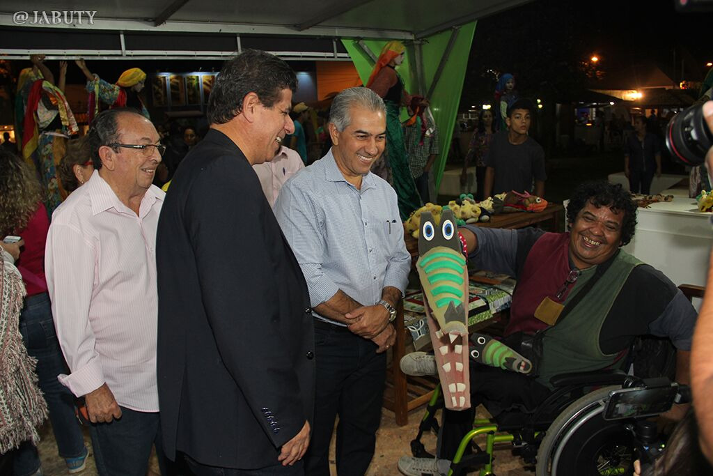 Governador autoriza obras e abre o 18º Festival de Inverno