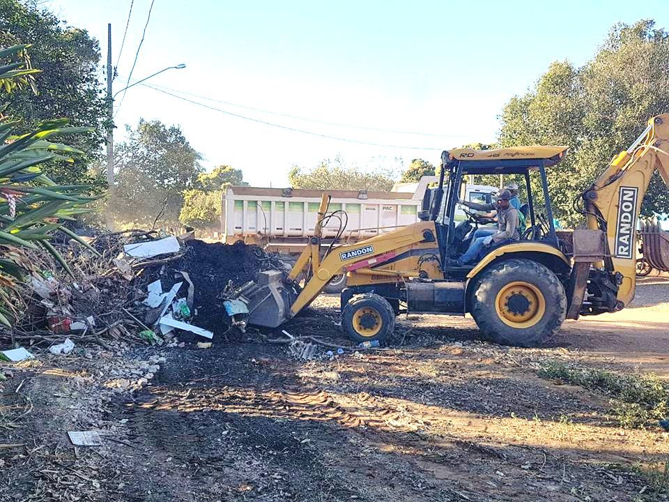 Prefeitura finaliza hoje limpeza do Bairro Rincão Bonito