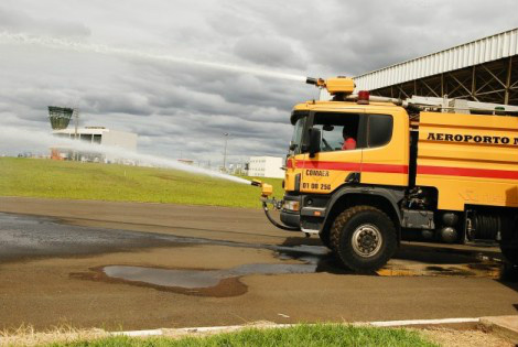 Bonito vai ganhar caminhão para combater incêndios no aeroporto Bonito vai ganhar caminhão para combater incêndios no aeroporto