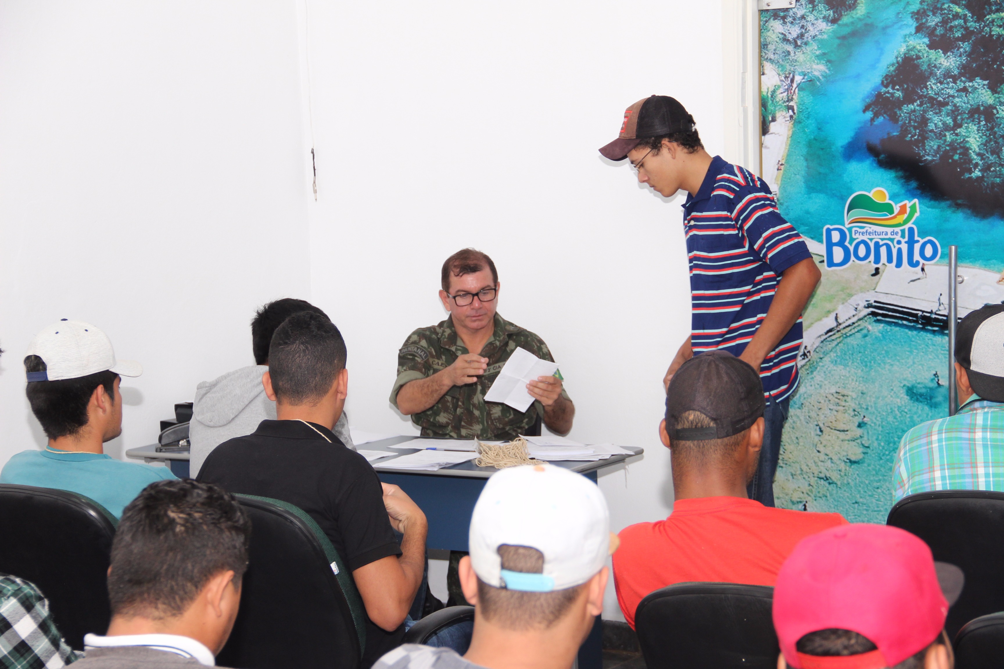 Exército realiza processo de seleção dos jovens alistados