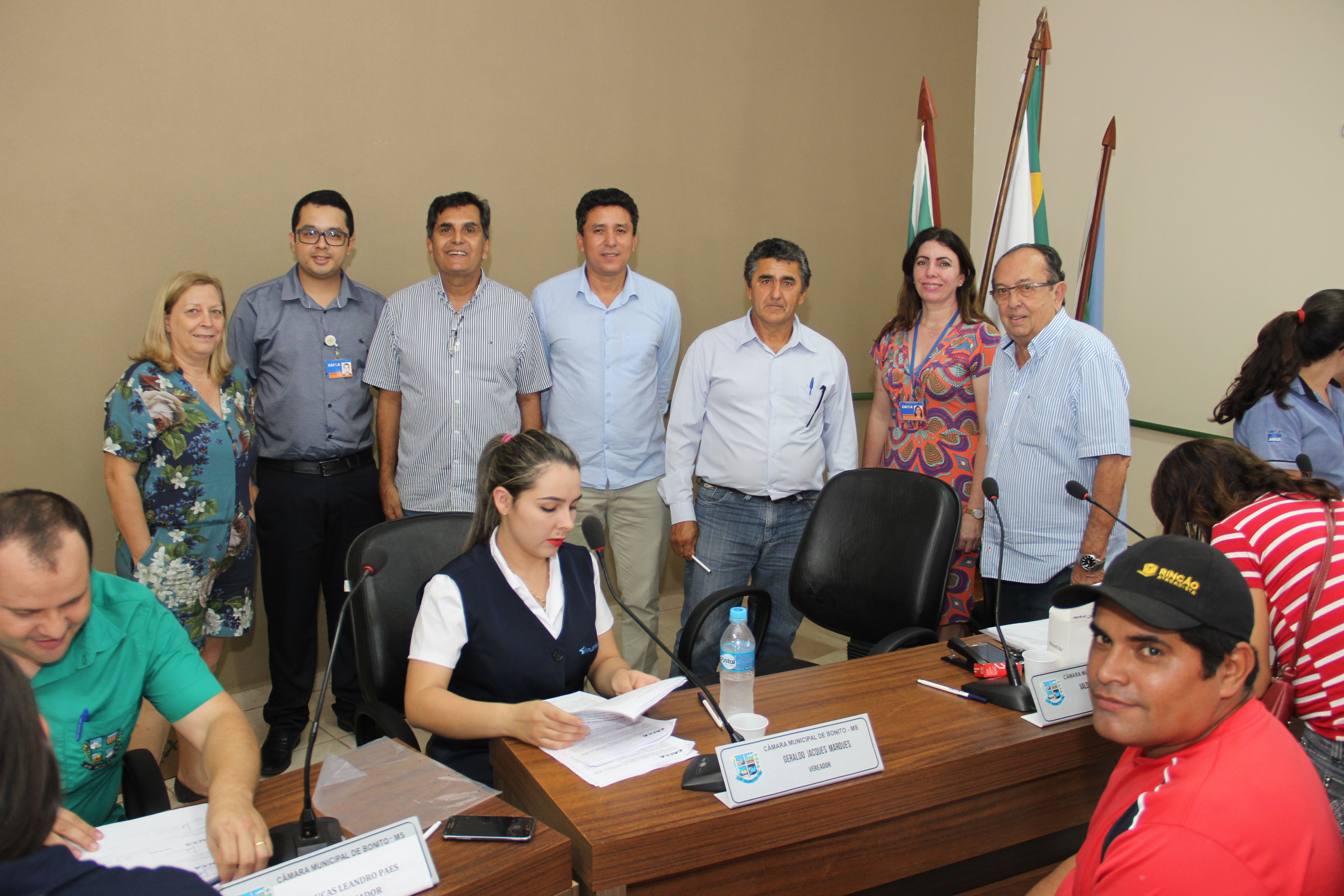 Mutuários do Lago Azul assinam contrato com a Caixa