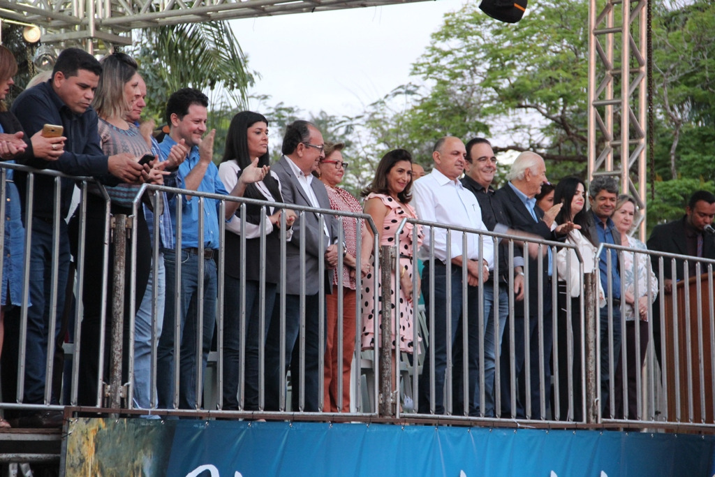 Desfile cívico contou com mais de 4.500 participantes