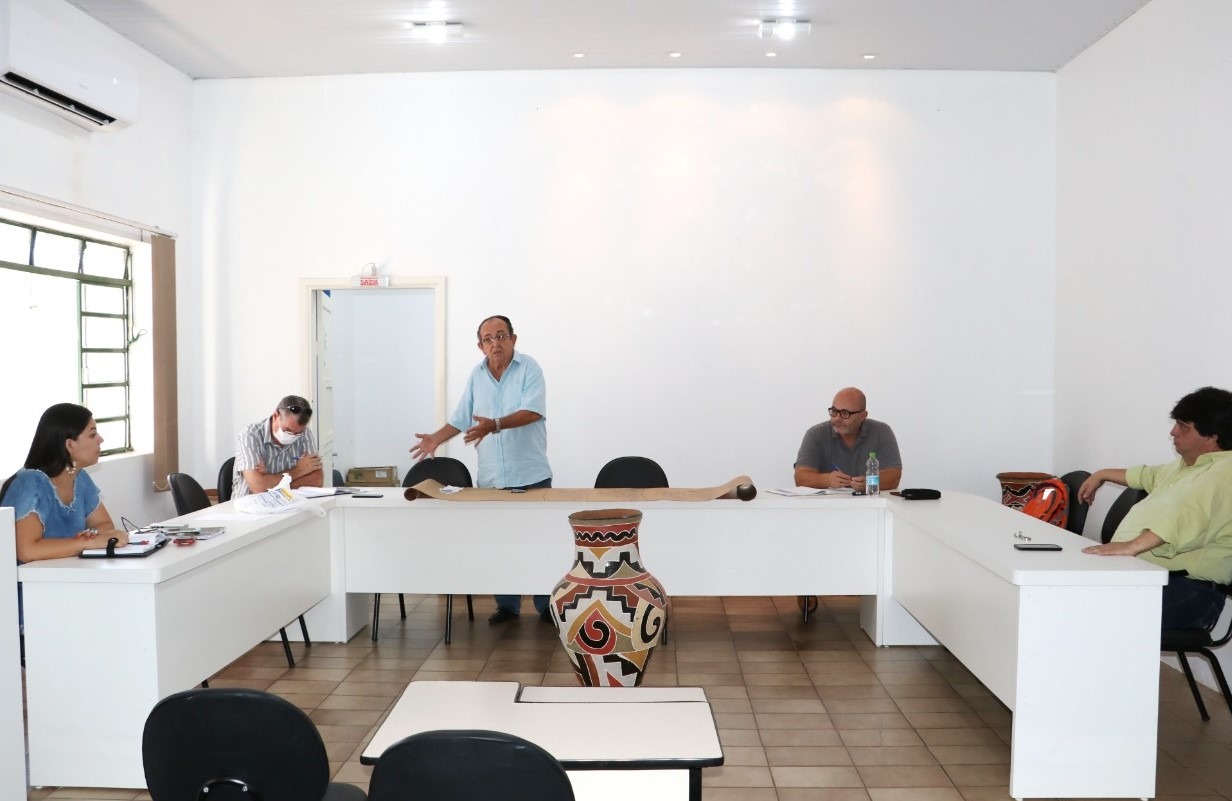 Reunião foi coordenada pelo prefeito Odilson Soares. Foto: Jabuty