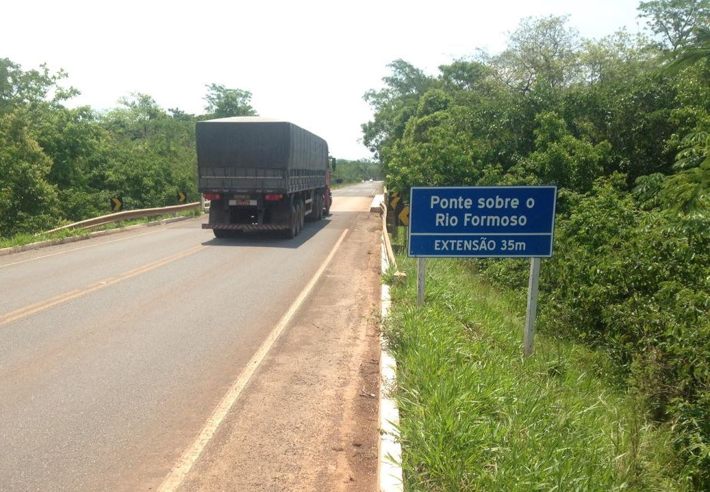 Agesul substitui placa próxima ao Rio Formoso
