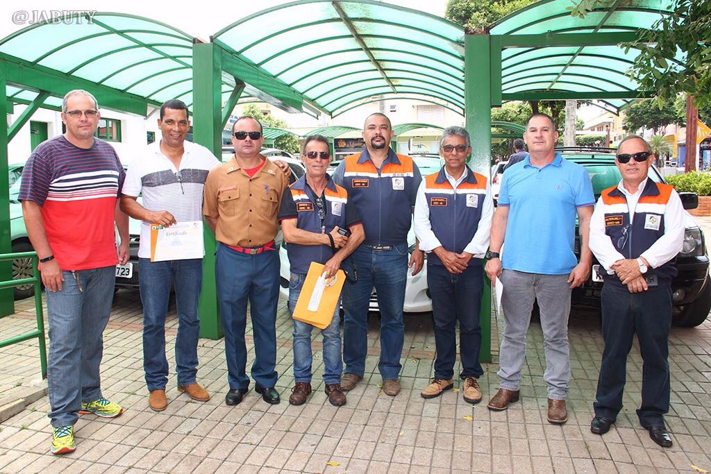 Programa de Capacitação em Defesa Civil entrega certificados