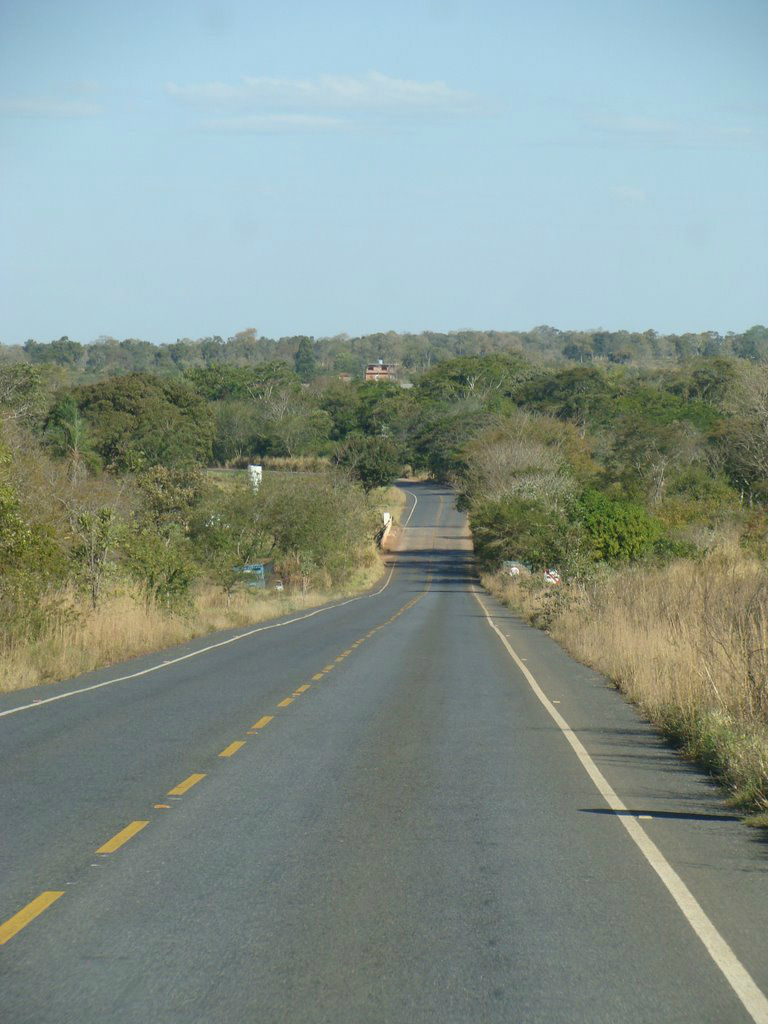 Turismo investe em via de acesso a Bonito