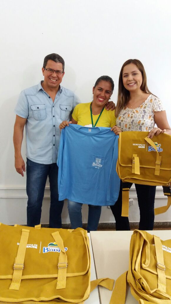 Prefeitura entrega novos uniformes para Agentes de Saúde Prefeitura entrega novos uniformes para Agentes de Saúde