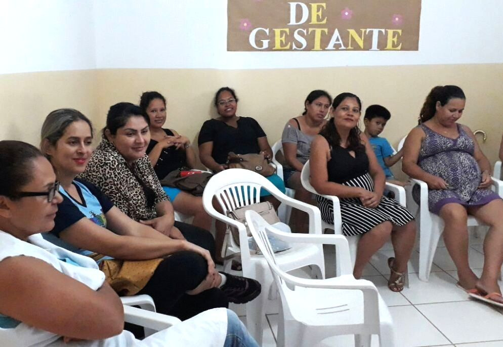 ESF da Vila América debate alimentação durante a gestação