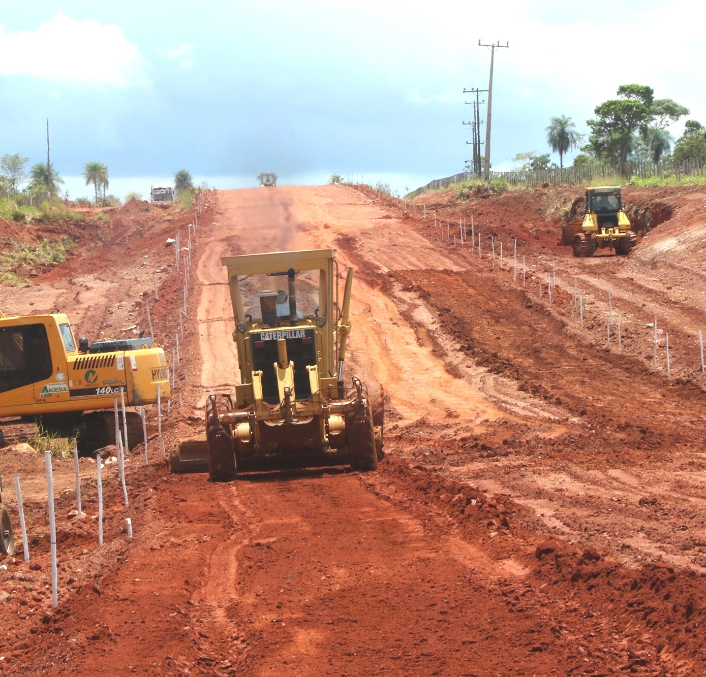 Pavimentação da Estrada do Curê em Bonito está 70% concluída
