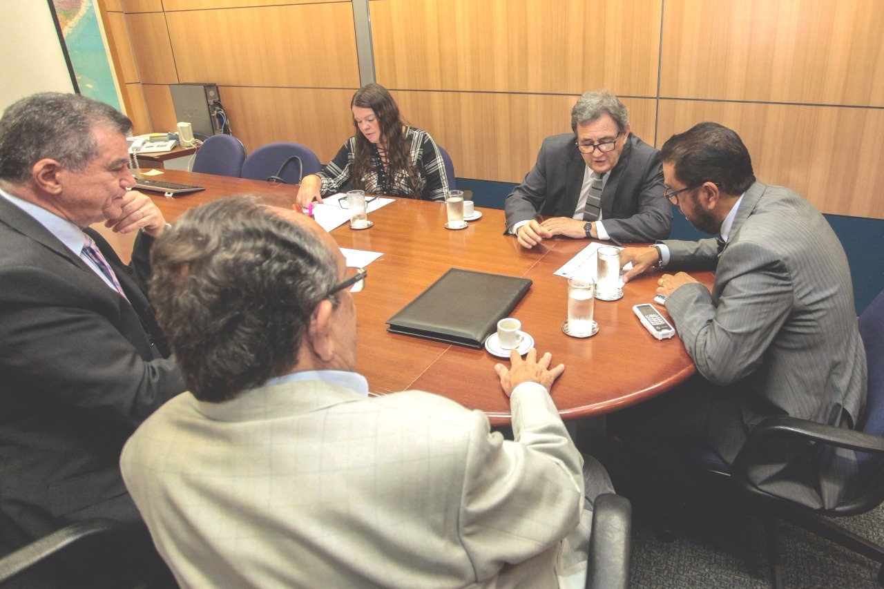 Em visita à Brasília, prefeito busca recursos para o município