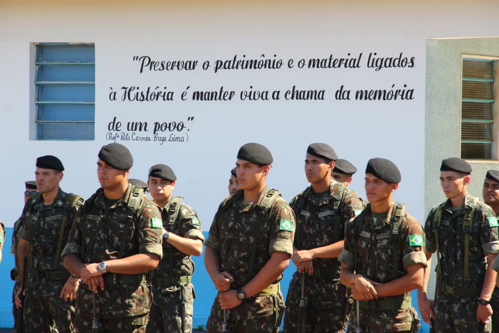 Prefeito é homenageado em solenidade do Dia do Reservista