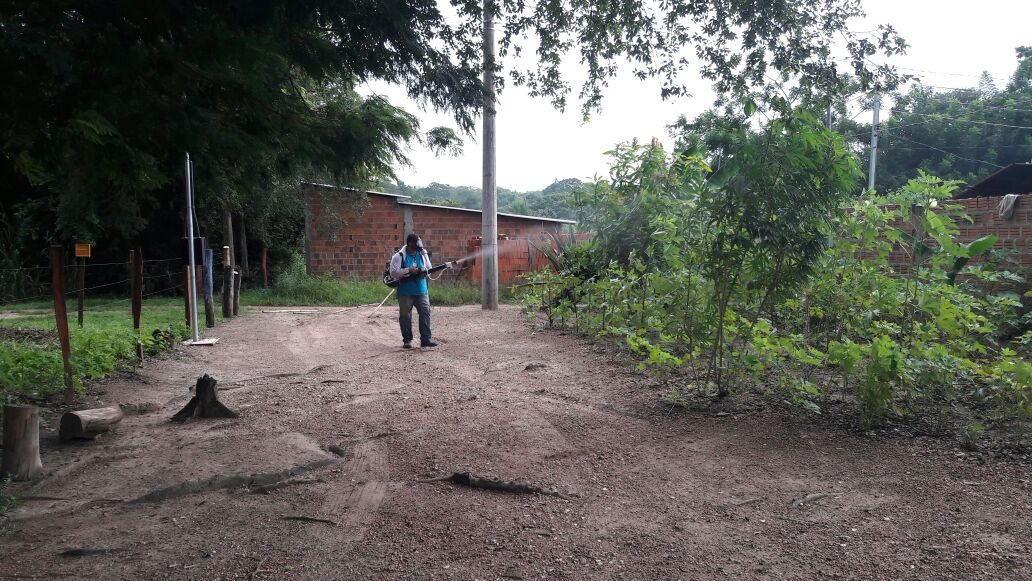 Setor de endemias realiza trabalho em Águas do Miranda