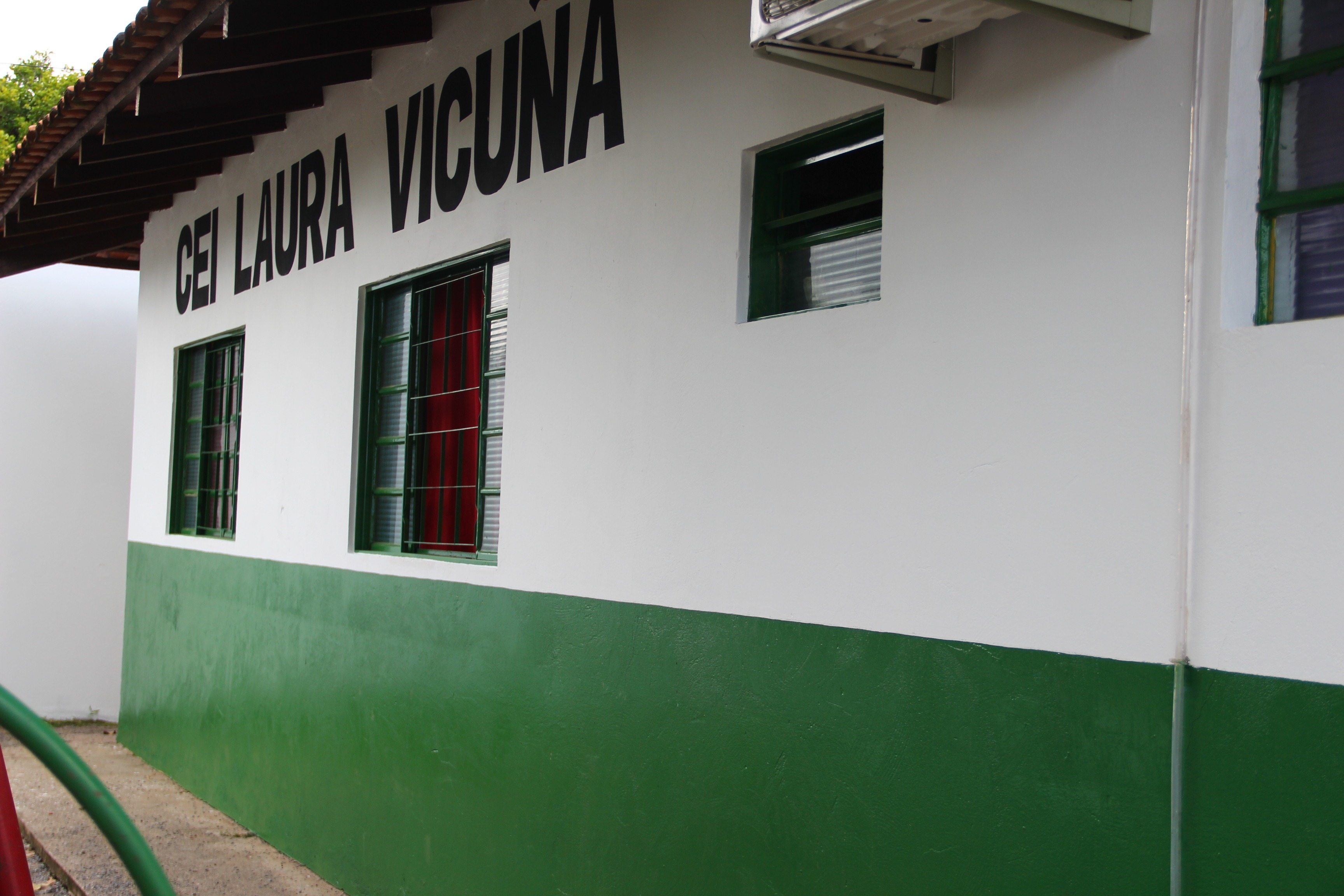Prefeitura Municipal revitaliza CEIs Vera Lúcia e Laura Vicuña