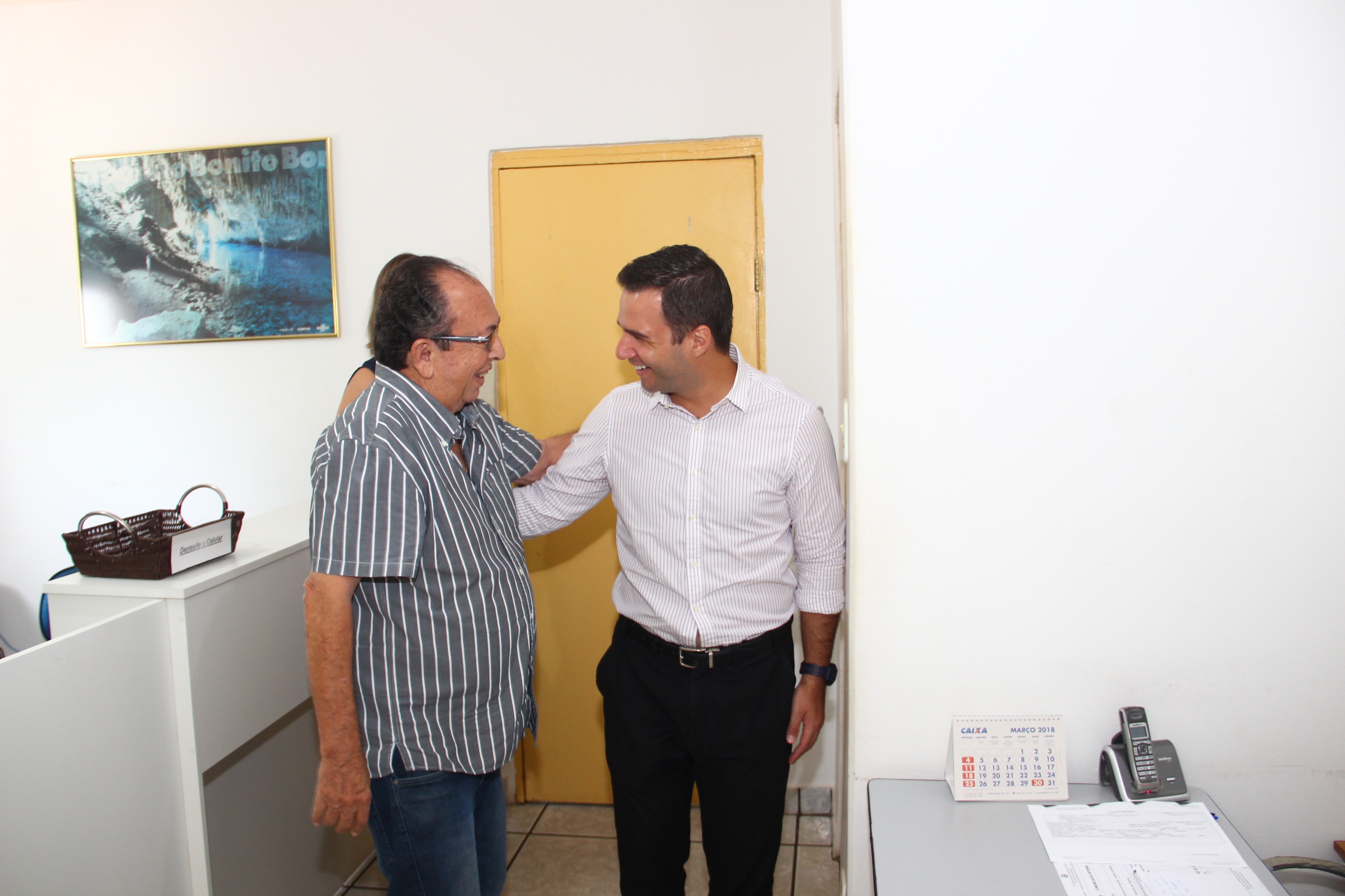 Prefeito Odilson recebe promotor João Meneghini Girelli