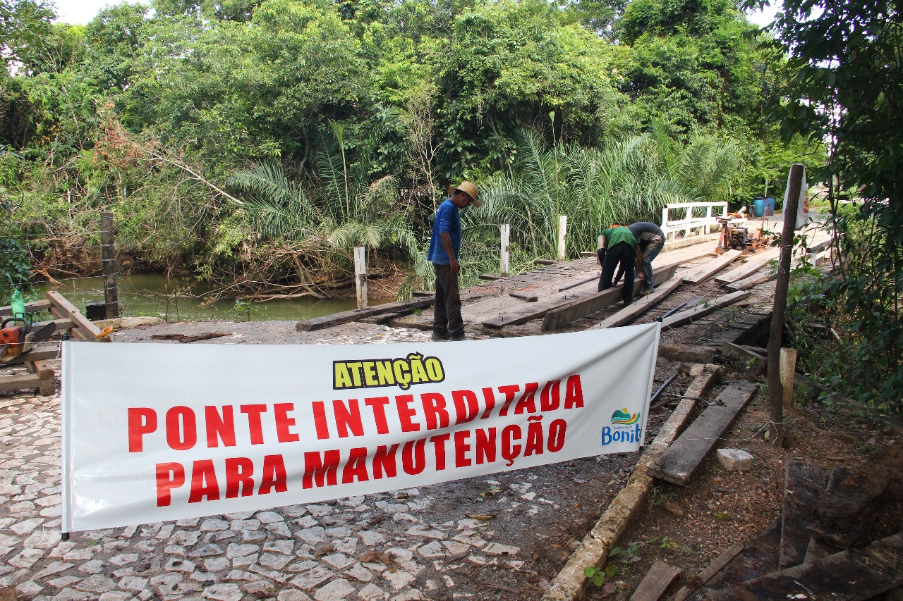 Prefeitura reforma ponte do Formoso, no acesso ao Balneário