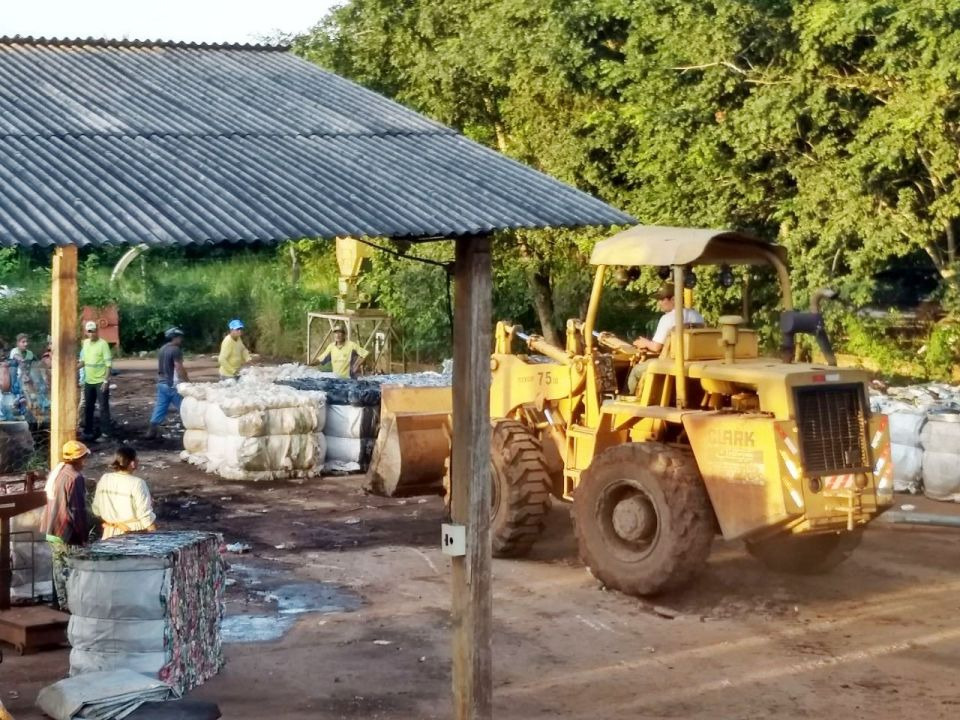 Associação embarca mais 15 toneladas de resíduos recicláveis
