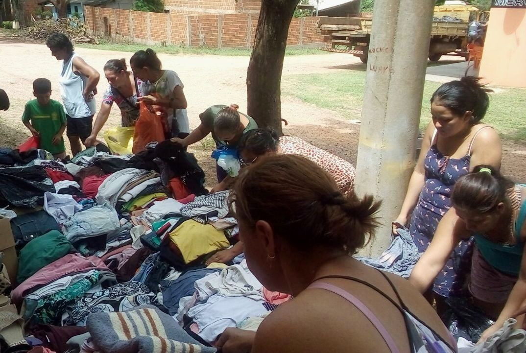 Defesa Civil distribui donativos em Águas do Miranda