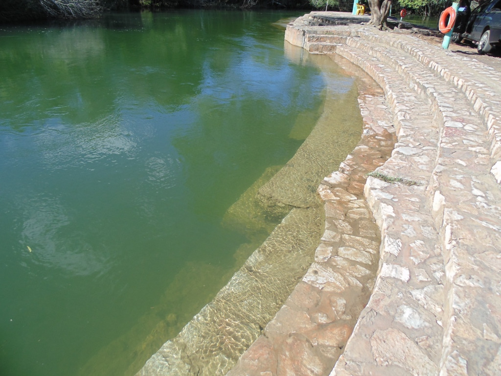 Balneário passa por dragagem e nível do rio continua elevado