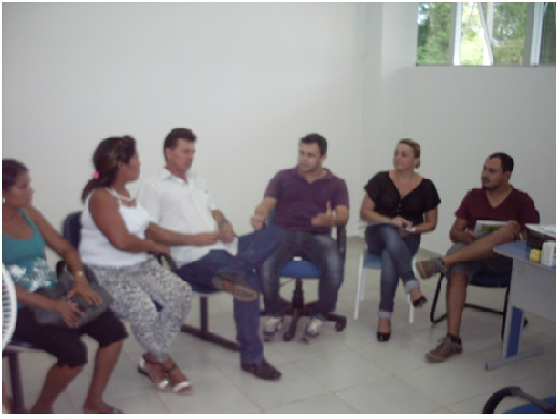 Associação de Moradores do Bairro Jardim Bom Viver, reivindicando cursos na área de dança e artesanato.
