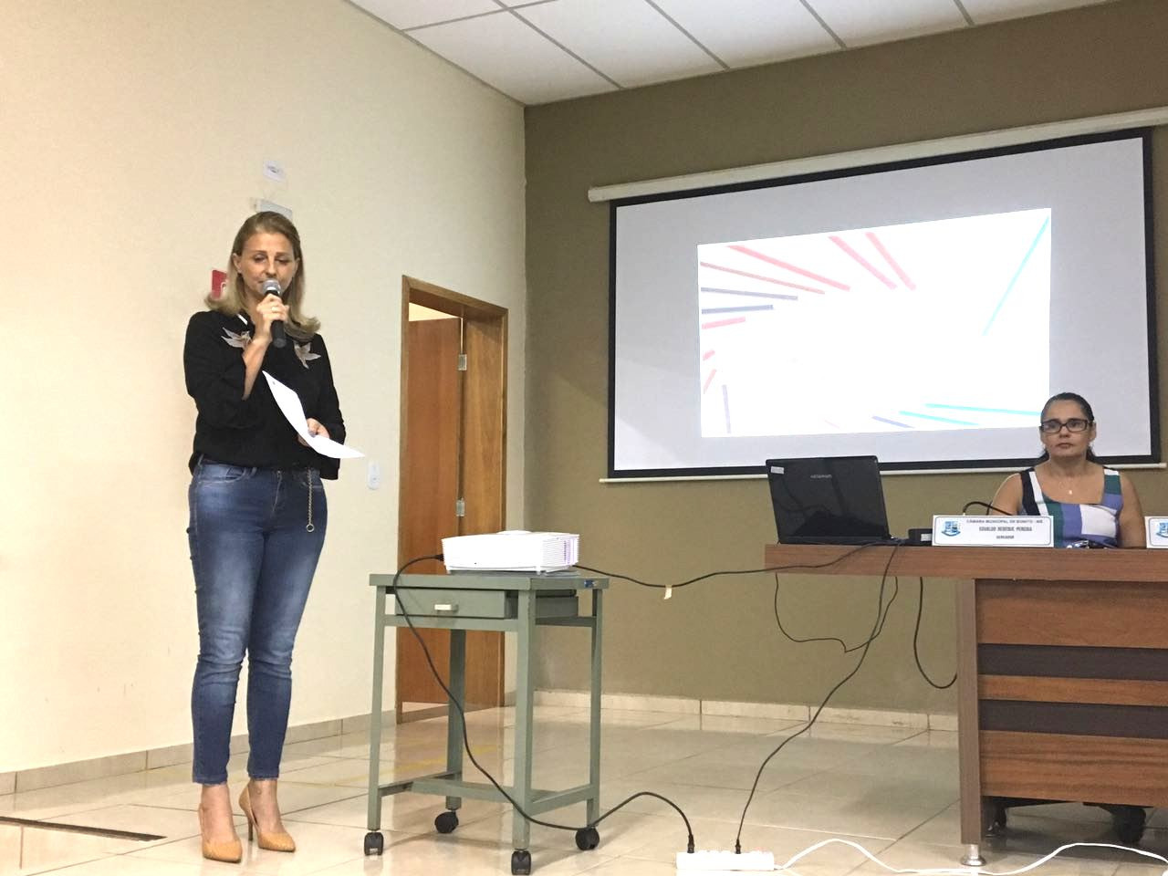 SEMEC realiza audiência sobre Plano Municipal de Educação
